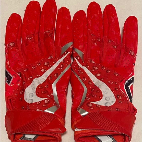 supreme nfl gloves
